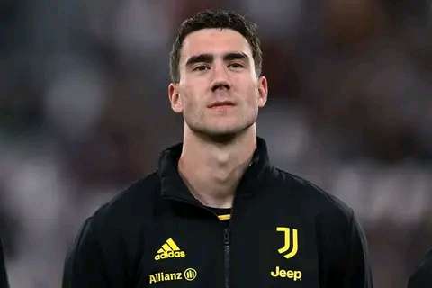 Mauricio Pochettino wants the £70m Juventus star at Chelsea. 9