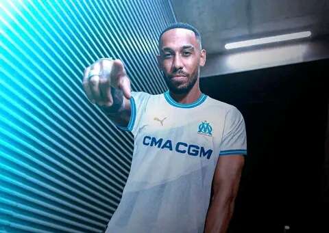 Aubameyang has completed his move to Marseille on a free transfer. 3