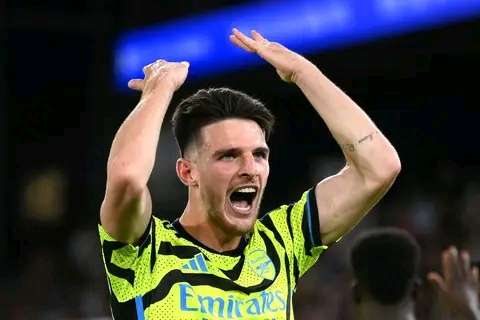 Declan Rice mocks Chelsea record summer singing for breaking his Record. 21