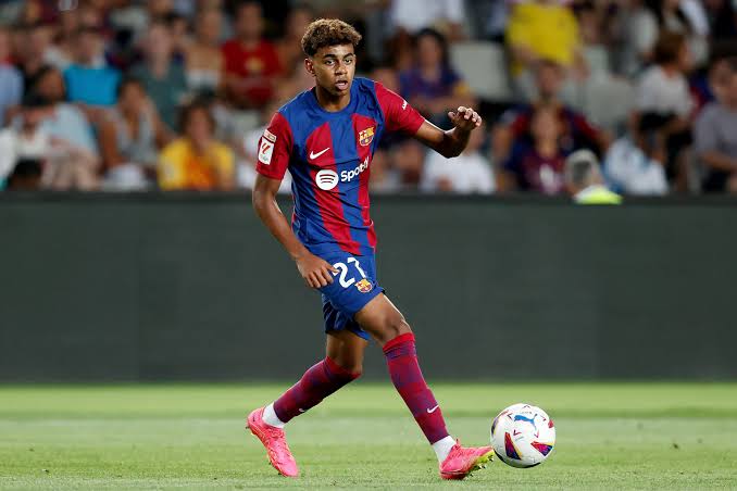 He is nicknamed 'Mini Messi'. Lamine Yamal Bio: Family, Career, Age, Net worth 2023. 4