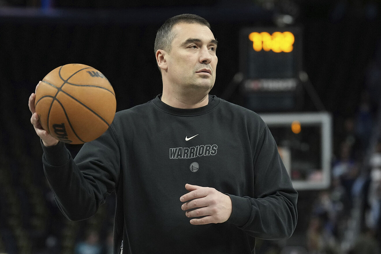 why now:golden state assistant coach was found dead... 1