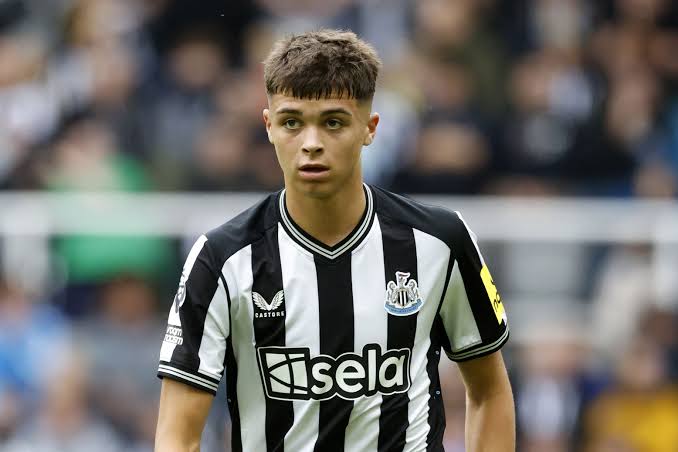 Who is Lewis Miley? Player profile, childhood life, career build up and lifestyle. 10