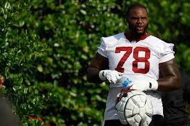 Breaking News: Commanders Sign a Talented Player; Replacing Charles Leno Jr.? 1