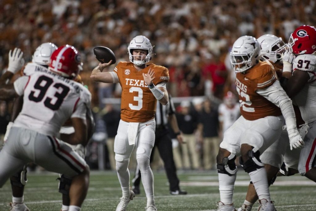 Texas Football at a Crossroads: Can the Longhorns Rekindle Their Offensive Fire? 2