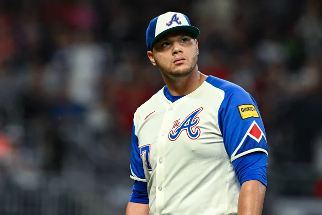 Braves Face Major Setback as Star Reliever Joe Jimenez Sidelined for a Year After Knee Surgery 10