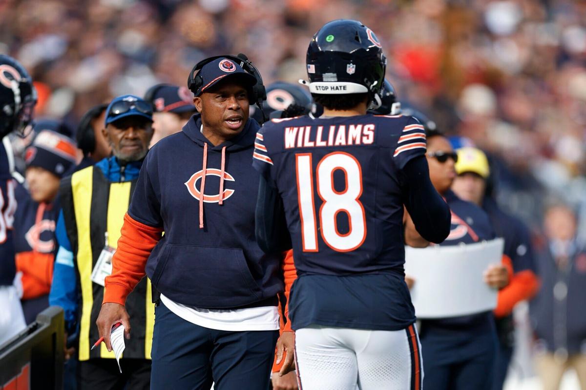 "Bold or Boneheaded? Matt Eberflus’ Game-Ending Call Sparks Controversy" 1