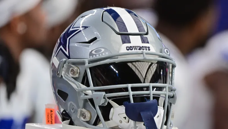 "Is Week 11 the End of Dak Prescott’s Reign? The Cowboys' Quarterback Dilemma" 22