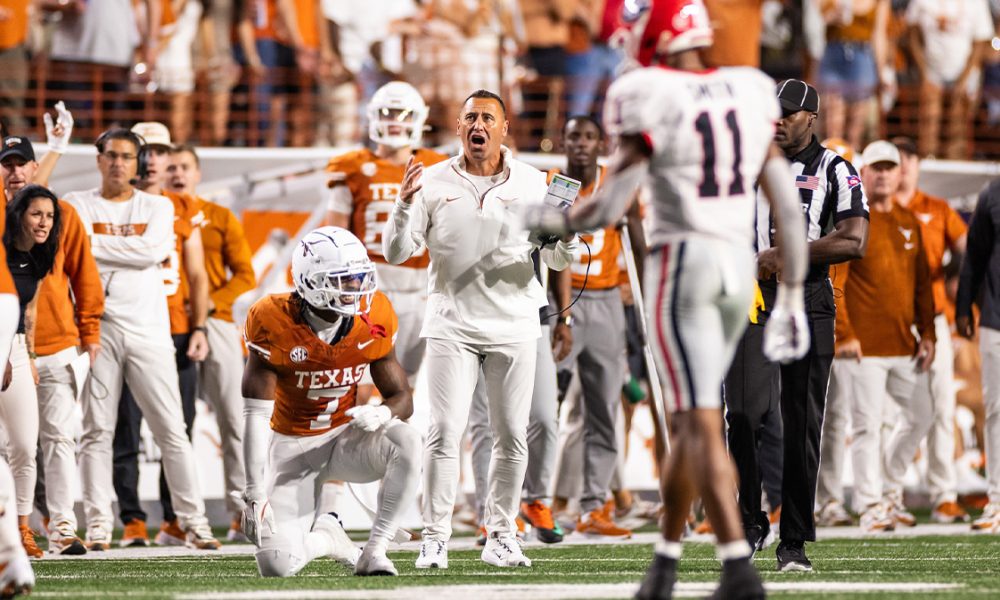 Sarkisian Stirs Controversy: Texas Coach’s Blunt Critique of Florida Ahead of SEC Clash 25