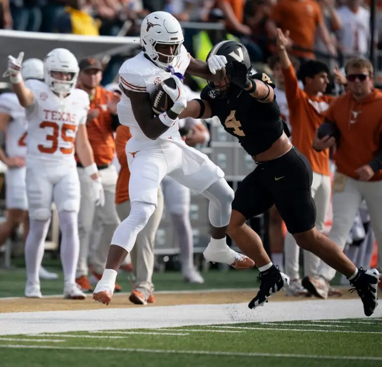 Victory or Warning Sign? Texas Longhorns Fans Sound Alarms Despite Win Over Vanderbilt 1