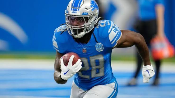 Jahmyr Gibbs Shatters Records in Lions' Win Over Packers: A Glimpse of Greatness or Temporary Triumph? 1