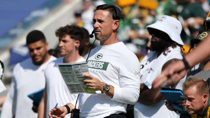 Packers’ Season at Risk: Major Injury to Key Playmaker Sparks Controversy and Uncertainty 19