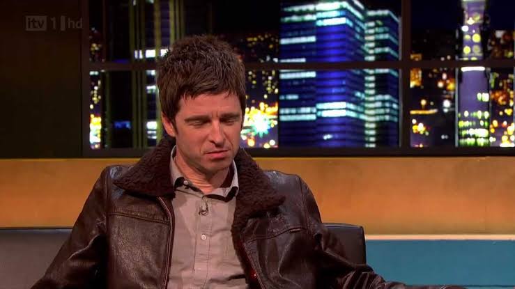 **"Noel Gallagher Shatters Oasis Reunion Hopes: 2025 Tour Officially Cancelled"** 1