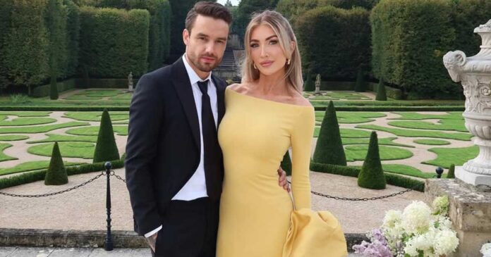 Tragedy, Blame & Grief: Fans Defend Kate Cassidy Amid Backlash Over Liam Payne’s Heartbreaking Death 17