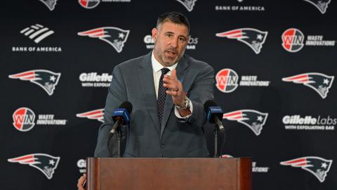 JUST IN: PATRIOTS LEGEND REVEALS WHY MIKE VRABEL IS THE ONLY MAN FOR THE JOB—INSIDE THE SHOCKING HIRE THAT COULD DEFINE NEW ENGLAND'S FUTURE!. 5