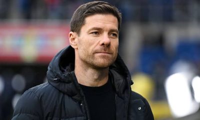 **Bayer Leverkusens Trainer setzt mutige Aussage ab: "Wir geben nicht auf" im Titelrennen gegen Bayern München** 8