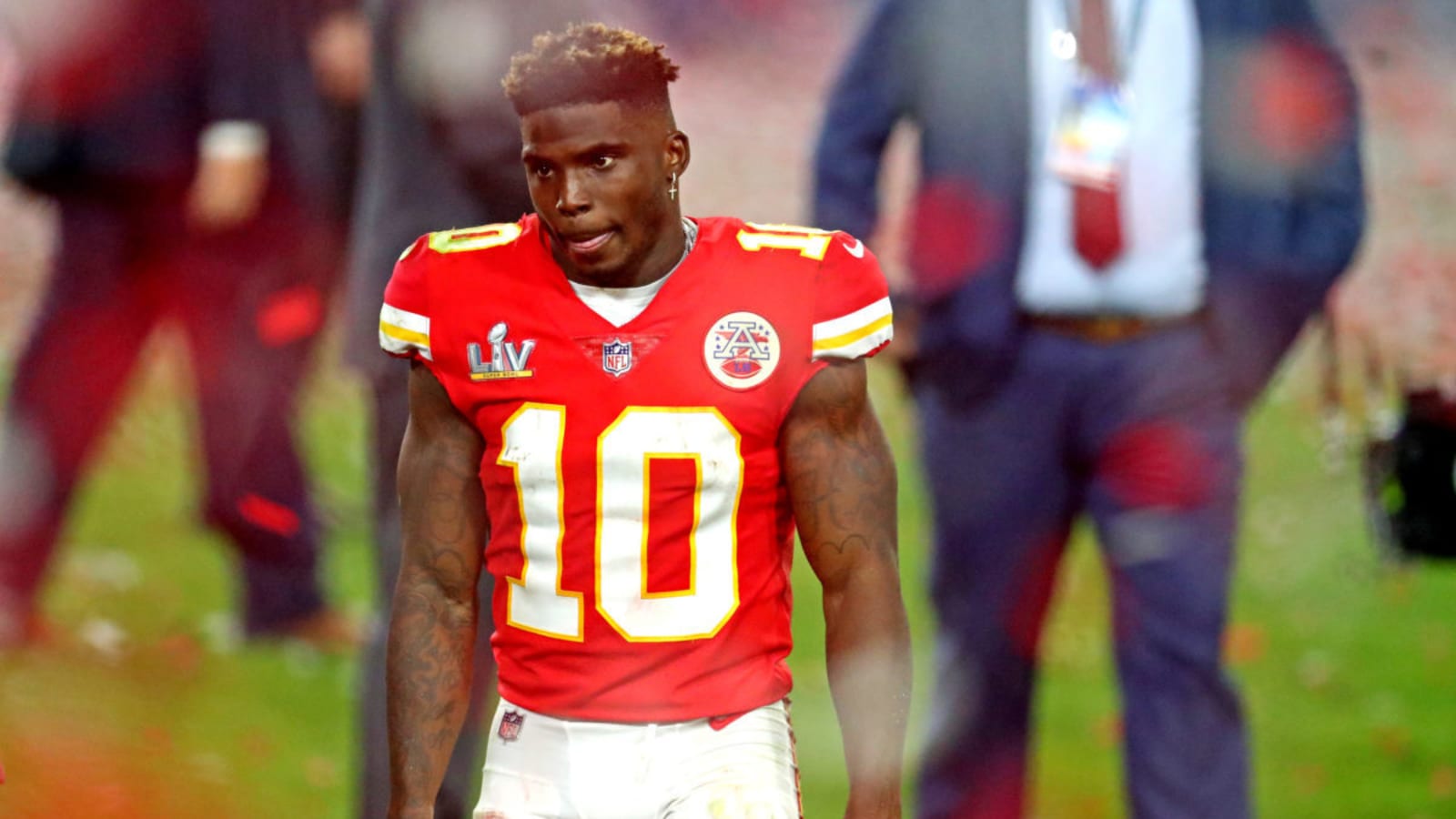 Tyreek Hill Breaks Silence: Reveals the Secret Strategy Behind His Move from the Chiefs to the Dolphins 3