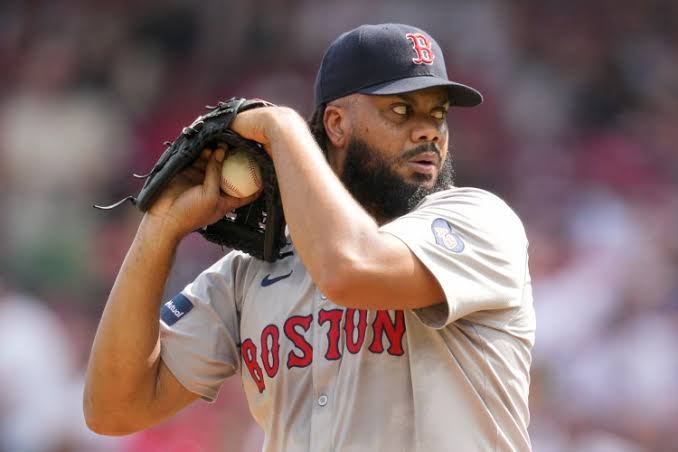 *"BOSTON BOMBSHELL: Kenley Jansen Comes Back to Red Sox in Shocking Move!"* 24