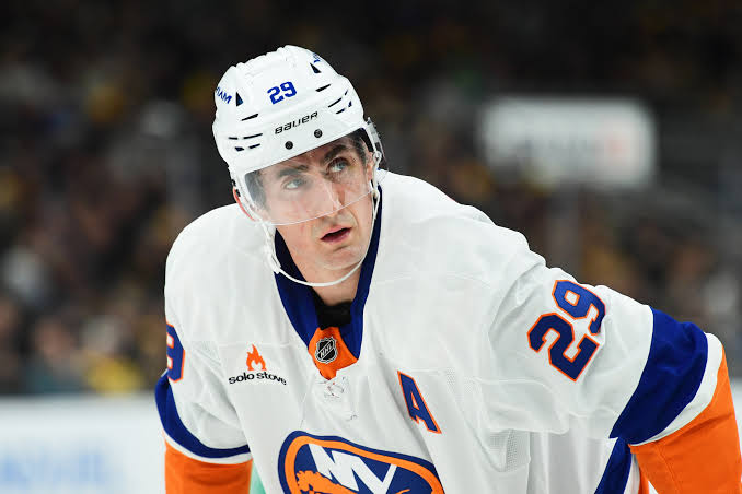 *BROCK NELSON REJECTS COLORADO AVALANCHE DEAL, LEAVES TEAM SCRAMBLING* 6
