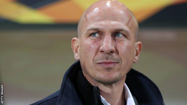 *TRAINER-CHAOS: Gerhard Struber verlässt FC Köln* 28