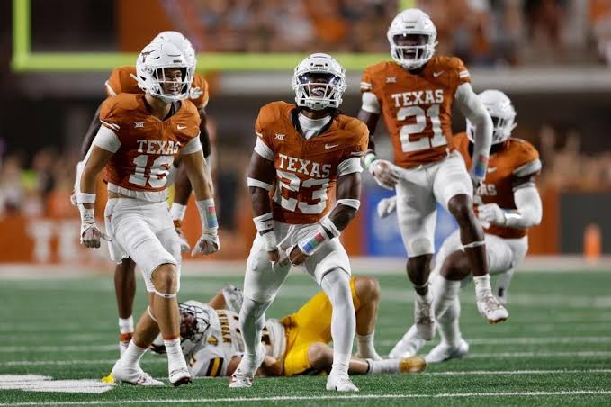 Texas Stuns College Football: Longhorns Secure Elite Talent for 2025 Championship Push 1
