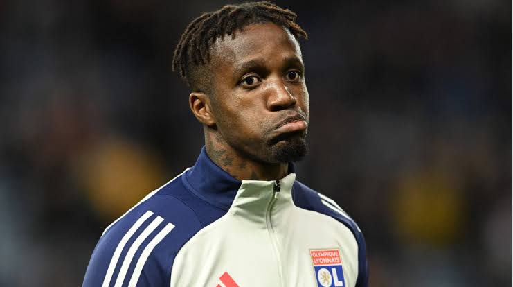 OFICIAL: Wilfried Zaha se alătură lui FC Dinamo București într-un transfer record de 55 de milioane de dolari 28