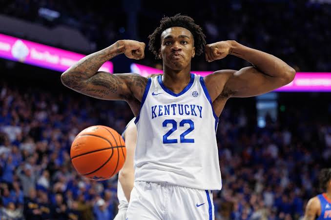 Kentucky’s Amari Williams Suffers Career-Threatening Injury, Season in Jeopardy 1