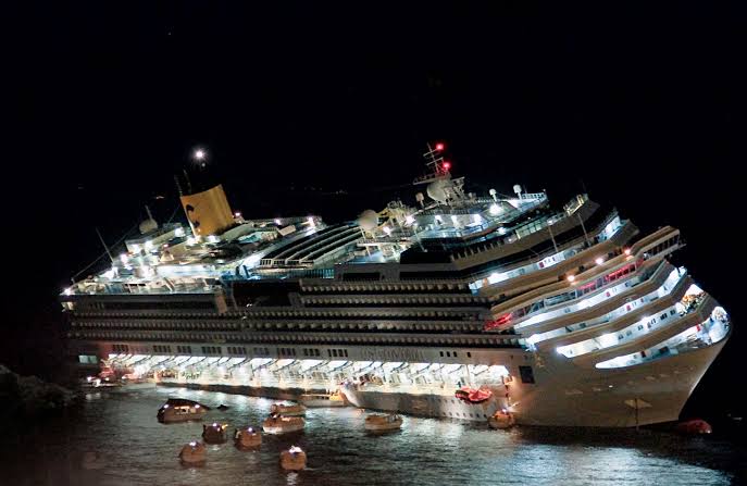 Tragedy at Sea: Carnival Cruise Ship with Over 10,000 Aboard Sinks in an open sea 10