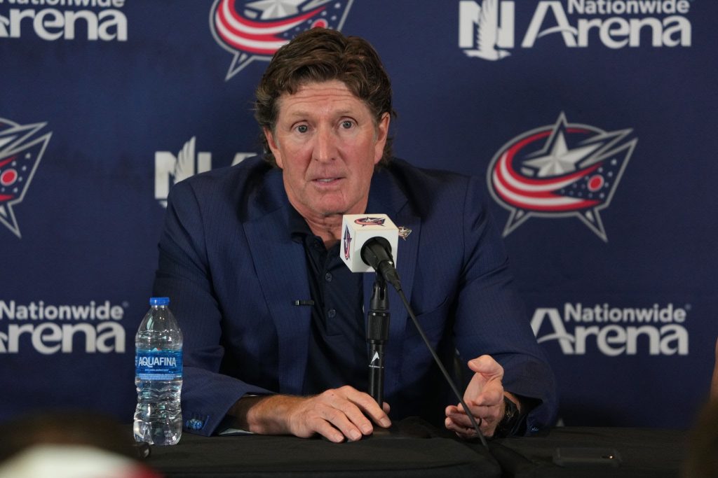Mike Babcock Returns to Detroit: Legendary Coach Tapped to Lead Red Wings into New Era 5