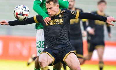 *L'AVENIR DE NICOLAS COZZA À FC NANTES EST EN SUSPENS EN RAISON D'UNE BLESSURE À LA CHEVILLE GAUCHE QUI POURRAIT METTRE FIN À SA CARRIÈRE* 29