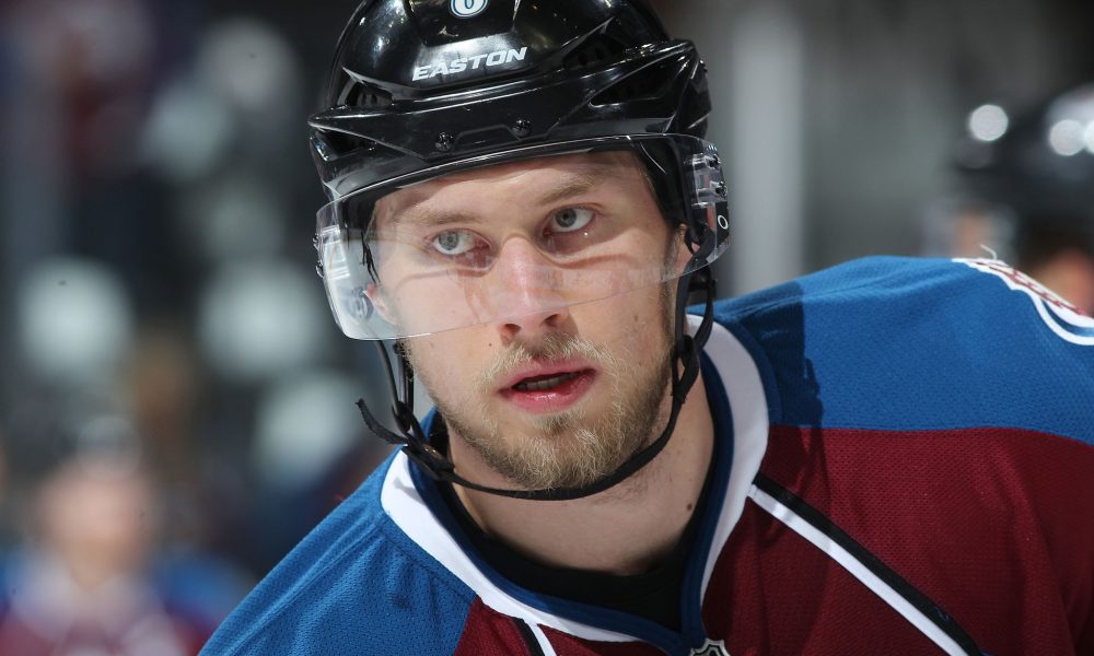 Colorado Avalanche Defenseman Erik Johnson Suffers Heartbreaking Injury, Season in Jeopardy 22