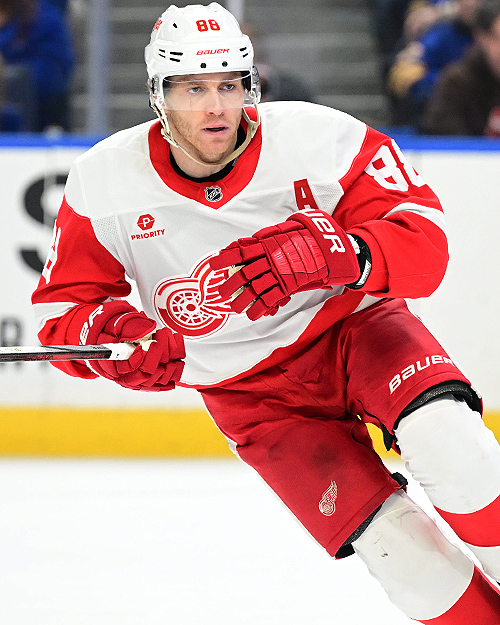 Shockwave in the NHL: Red Wings Star Patrick Kane Banned Indefinitely After Shocking Drug Test Failure! 1