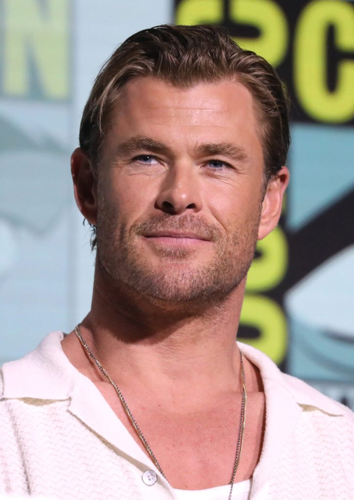**Chris Hemsworth and Kylie Minogue Spark Engagement Rumors: A Deep Dive into Their Relationship** 7