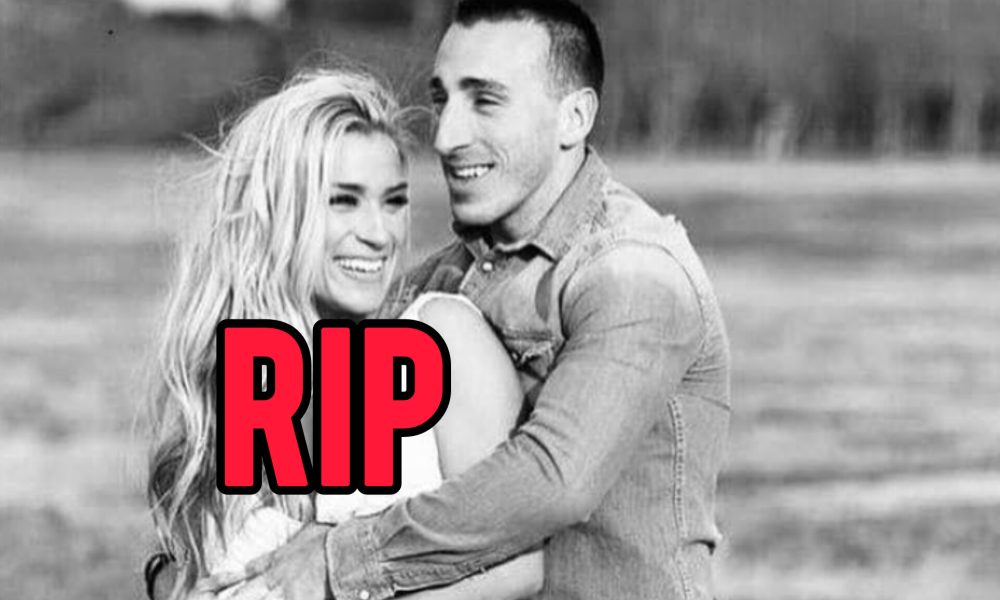 Tragedy Strikes Hockey Community: Brad Marchand Mourns Loss of Beloved Wife 22