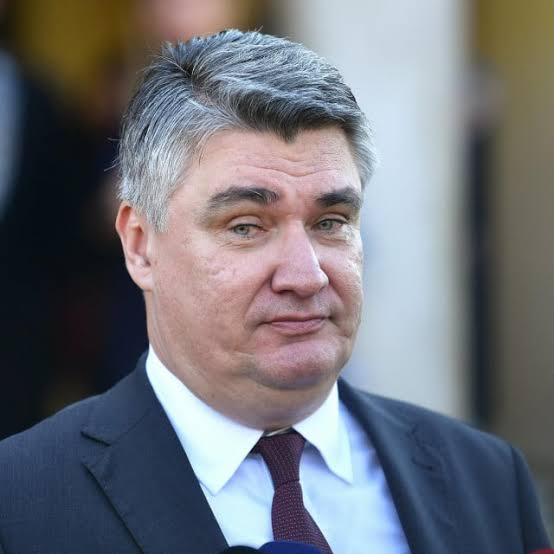 **POTPREDSJEDNIK HRVATSKE ZORAN MILANOVIĆ U NESREĆI ZRAKOPLOVA: Nacija drži dah dok se nastavljaju napori u potrazi i spašavanju** 10