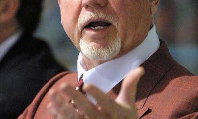 "BRUINS BRING BACK A LEGEND: Don Cherry Returns as Head Coach in Shocking Move" 4